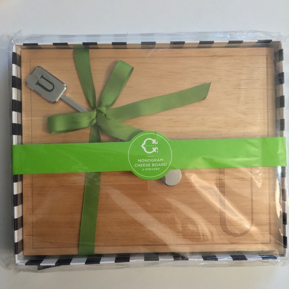 NEW in Box! C. Wonder cheese board & spreader